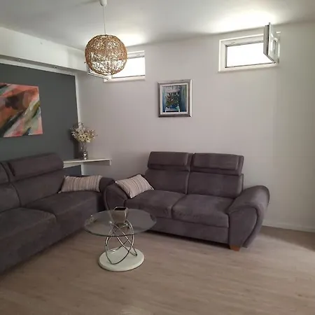 Apartment Ria Jesenice (Split-Dalmatia)